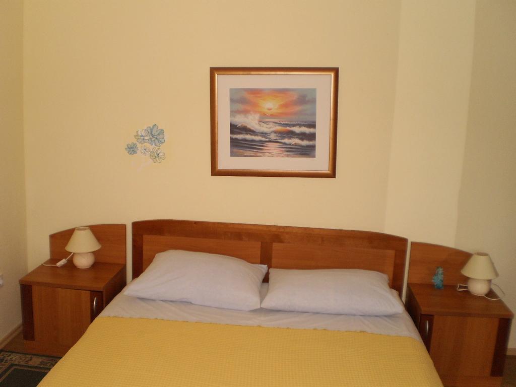Apartments Vala Rogoznica  Bagian luar foto
