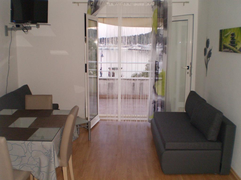 Apartments Vala Rogoznica  Bagian luar foto