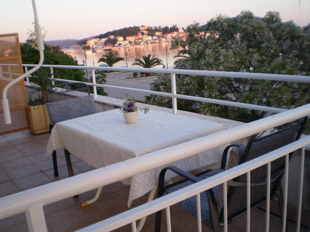 Apartments Vala Rogoznica  Bagian luar foto